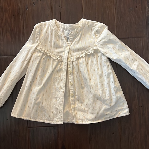 Bundle of 4 girls tops, like new condition 4T/5T plus 3 bonus. - Picture 13 of 17